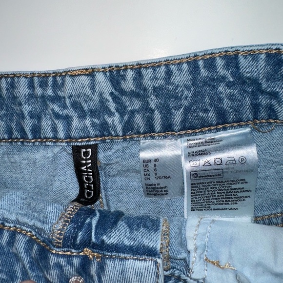 Divided Mini Jean Skirt Size 8 Y2K Medium Wash Frayed Hem Grunge 2000s Style - Picture 2 of 5